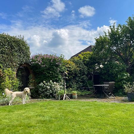 Clay Farm Guest House Bromley Exterior photo